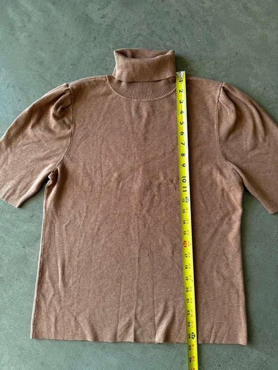 Alfani / Turtleneck Knit Top / Short Sleeve Ribbed / Brown - Picture 6 of 7